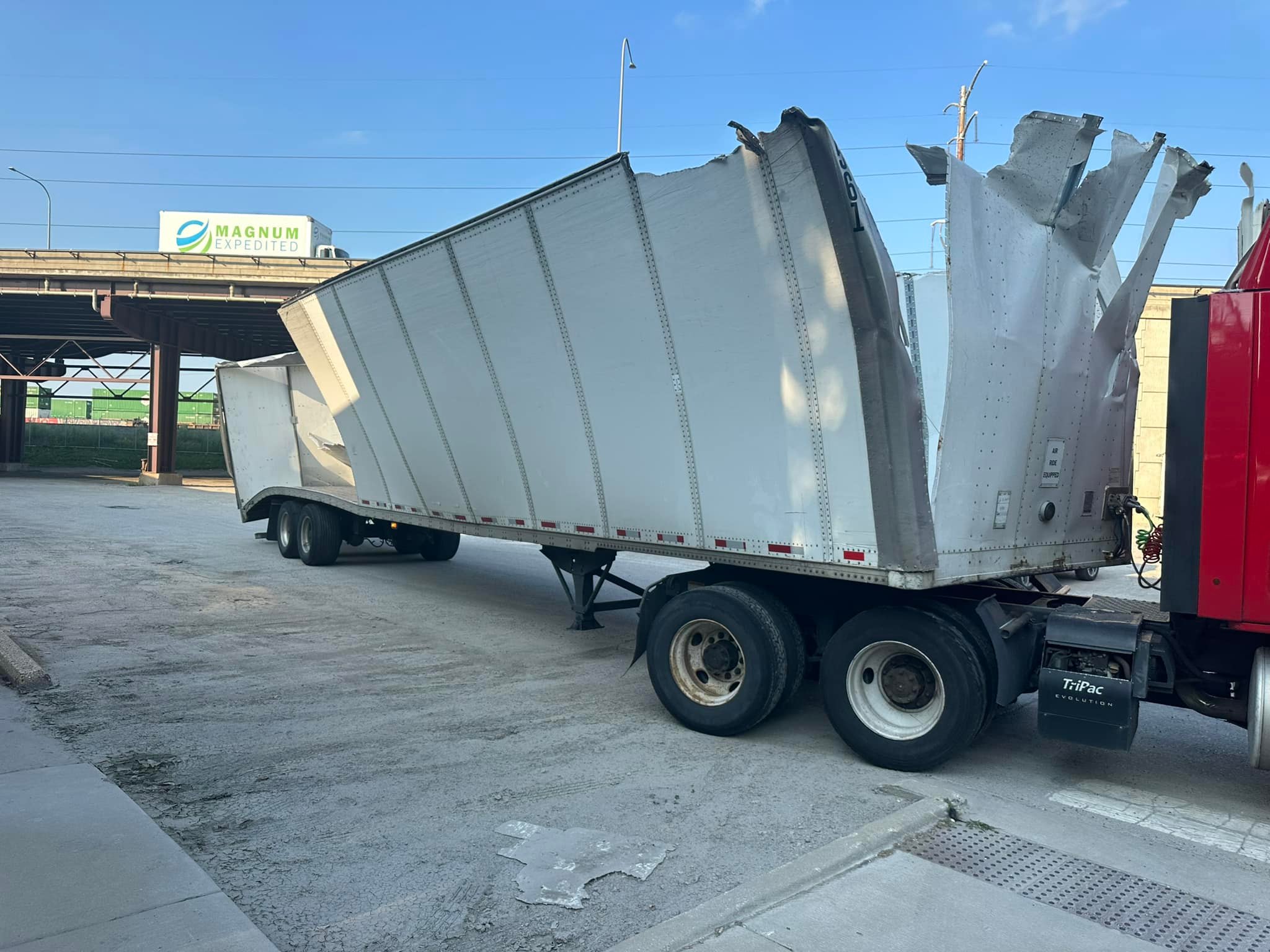 Cj Towing & Recovery 25 (11)
