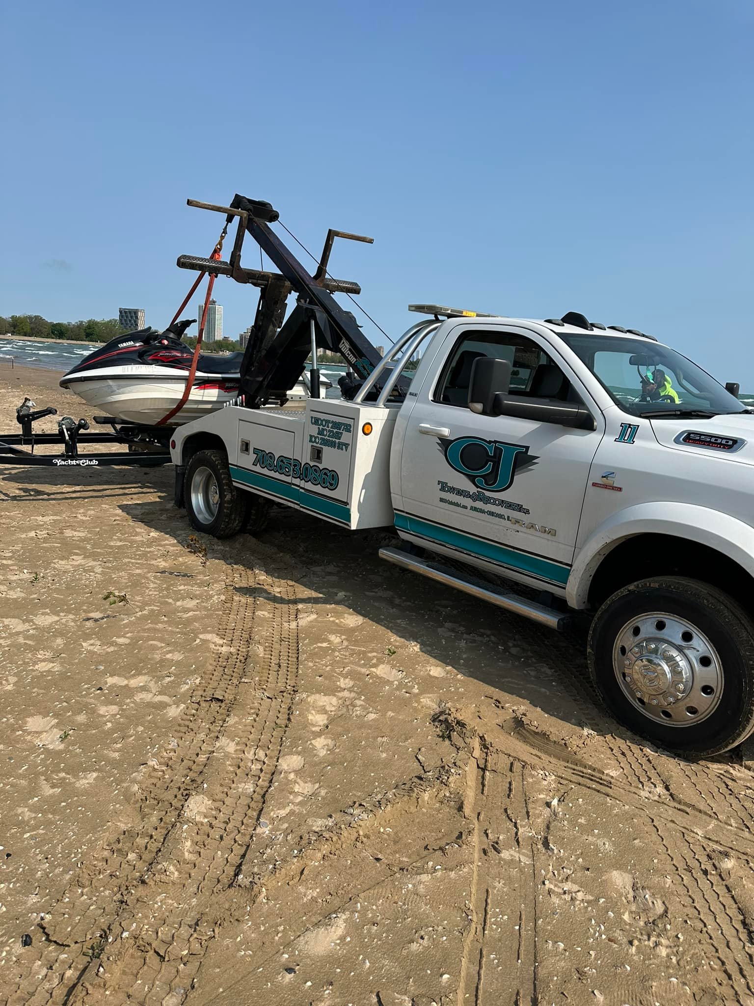 Cj Towing & Recovery 25 (6)