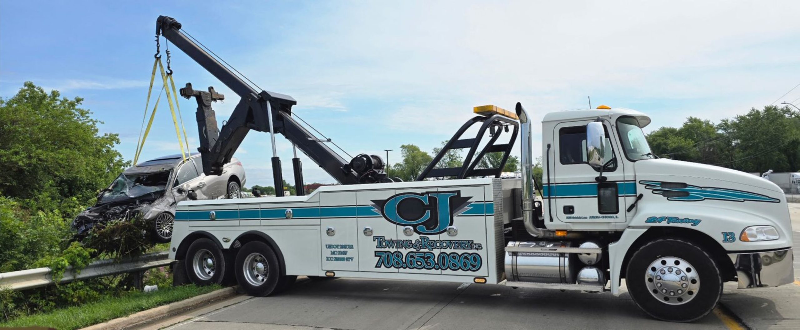 Cj Towing & Recovery (435)